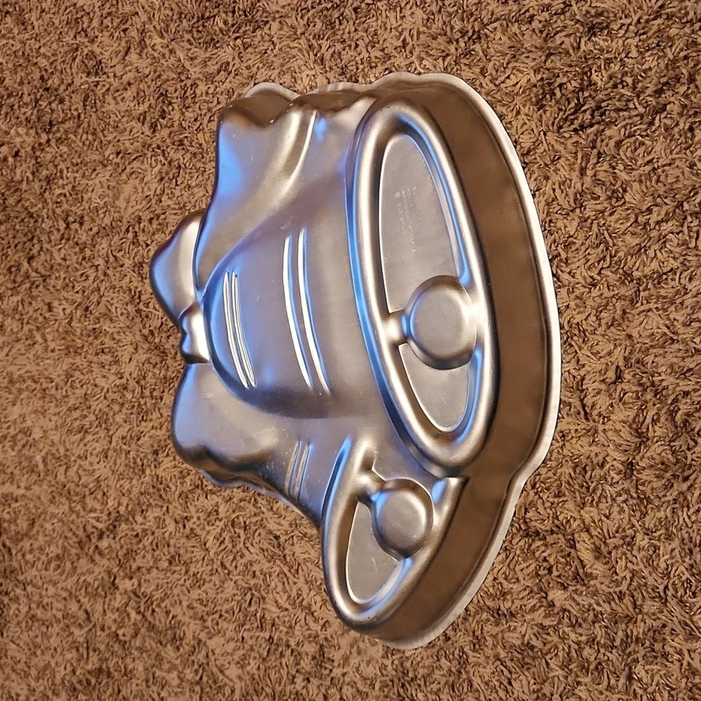 Vintage 1979 Wilton Wedding Bells Cake Pan